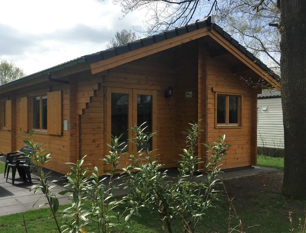 Camping Het Wieskamp Henxel Bagian luar foto
